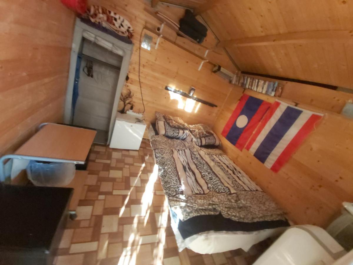 Relax Bungalow Terrace, Glamping Fahaz Siófok Extérieur photo